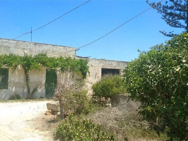 casa indipendente in vendita a Marsala in zona Ranna