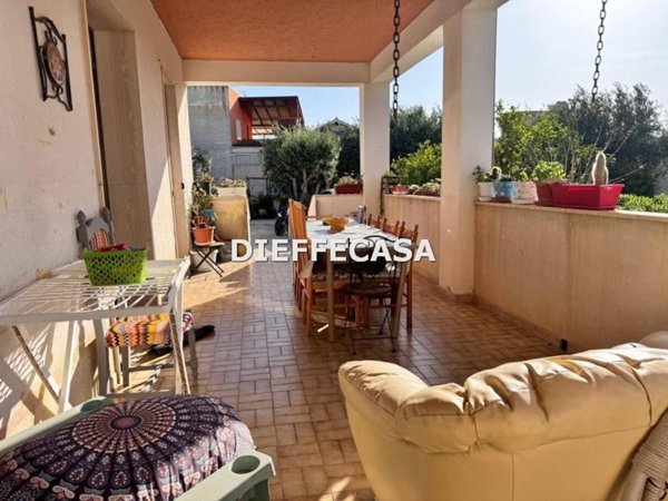 casa indipendente in vendita a Marsala