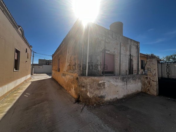 casa indipendente in vendita a Marsala