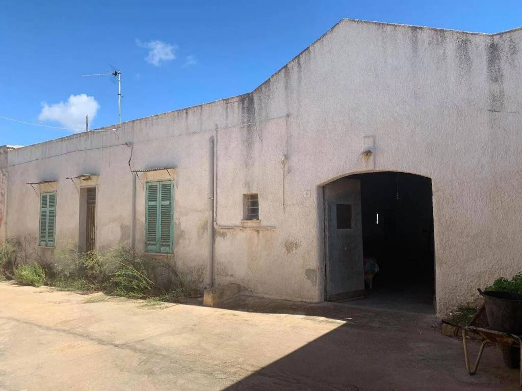 casa indipendente in vendita a Marsala