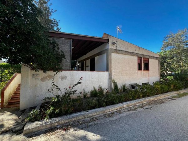 casa indipendente in vendita a Marsala in zona Casabianca