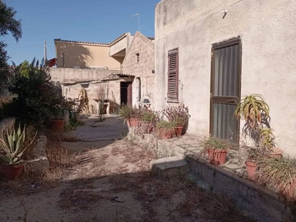 casa indipendente in vendita a Marsala