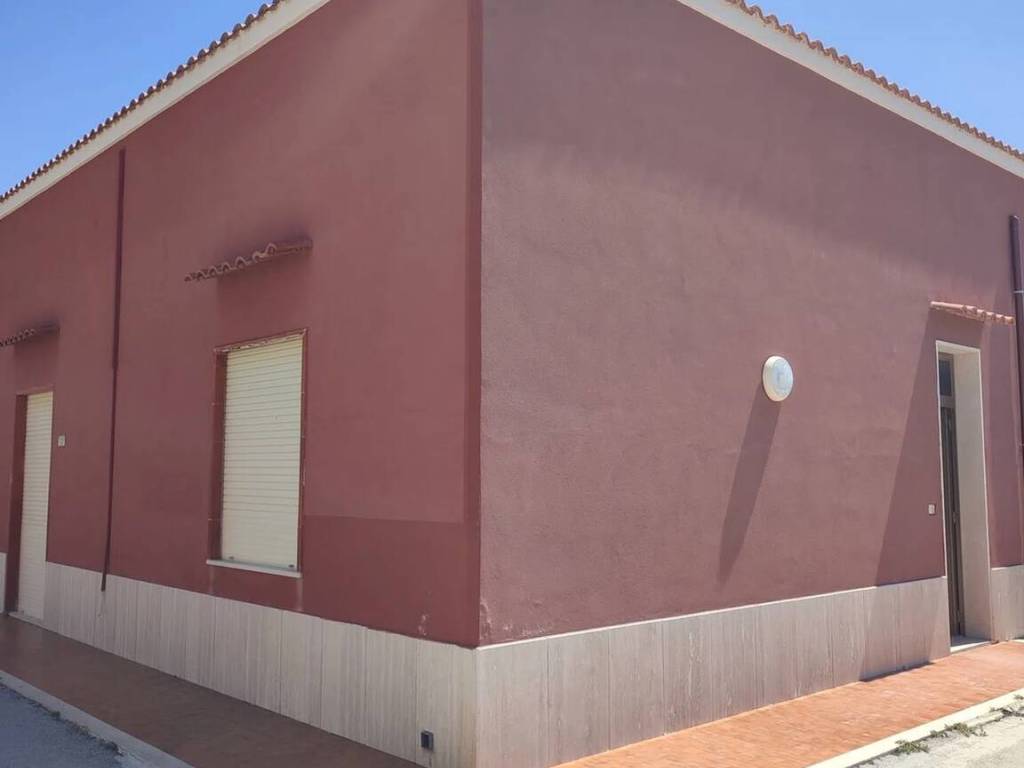 casa indipendente in vendita a Marsala
