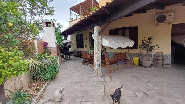 casa indipendente in vendita a Marsala