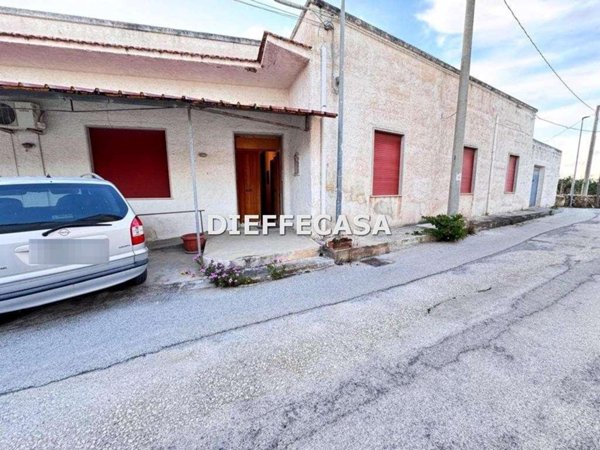 casa indipendente in vendita a Marsala