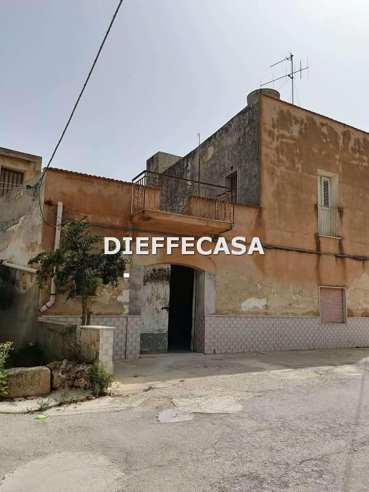 casa indipendente in vendita a Marsala