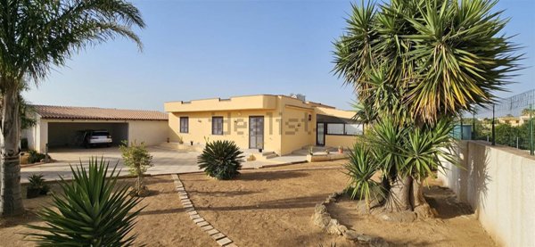 casa indipendente in vendita a Marsala in zona Birgi