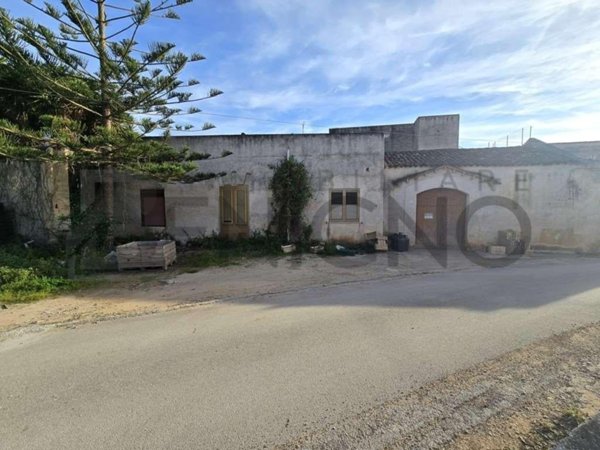 casa indipendente in vendita a Marsala