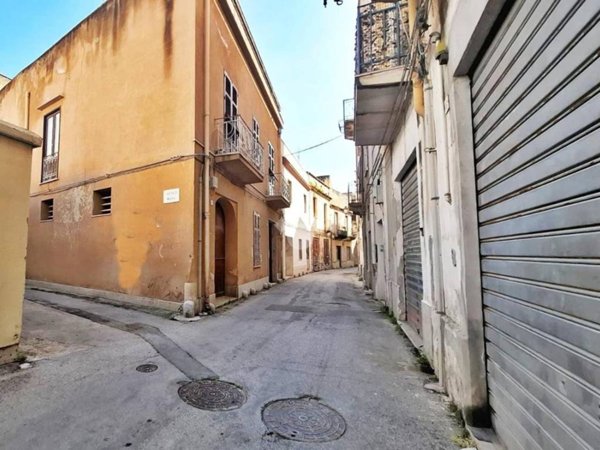 casa indipendente in vendita a Marsala in zona Centro Storico