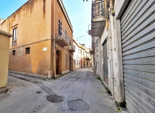 casa indipendente in vendita a Marsala in zona Centro Storico