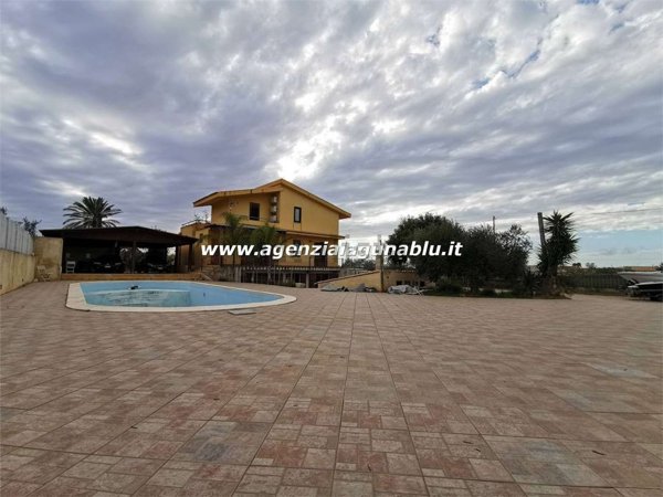 casa indipendente in vendita a Marsala
