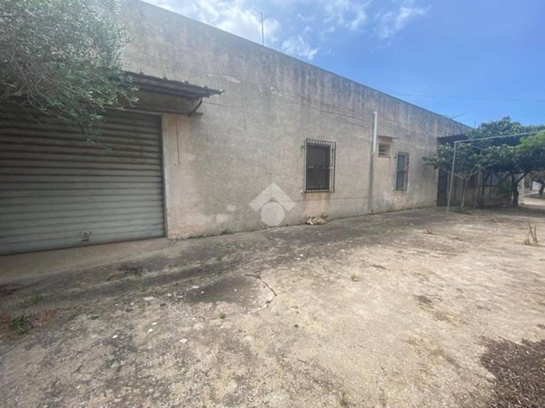 casa indipendente in vendita a Marsala