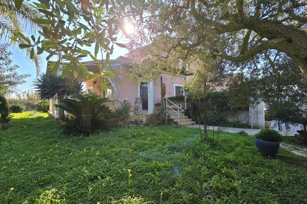 casa indipendente in vendita a Marsala