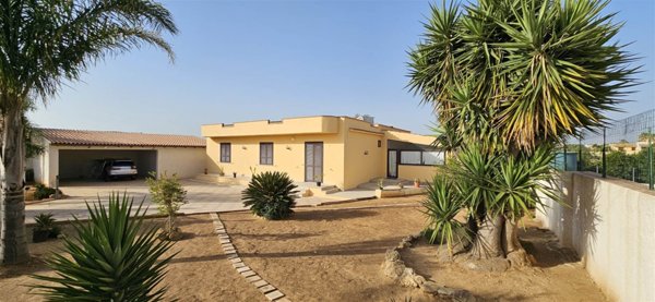 casa indipendente in vendita a Marsala in zona Birgi
