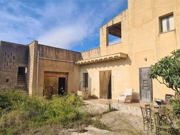 casa indipendente in vendita a Marsala