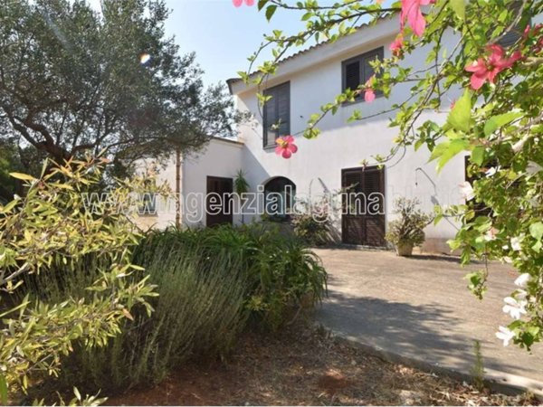 casa indipendente in vendita a Marsala