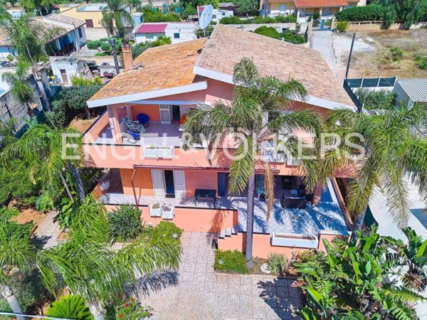 casa indipendente in vendita a Marsala