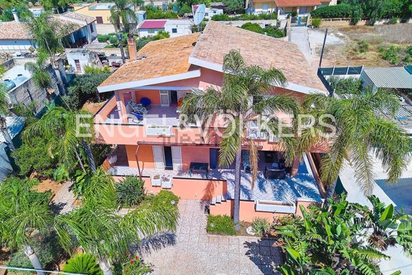 casa indipendente in vendita a Marsala