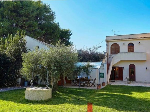 casa indipendente in vendita a Marsala