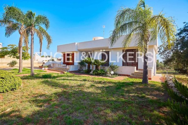 casa indipendente in vendita a Marsala