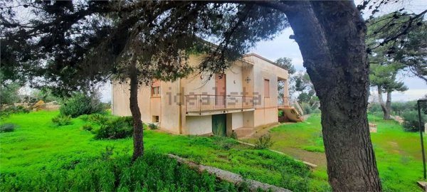 casa indipendente in vendita a Marsala