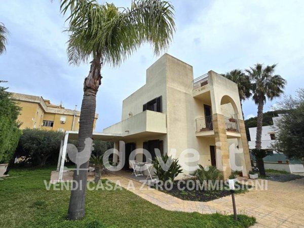 casa indipendente in vendita a Marsala
