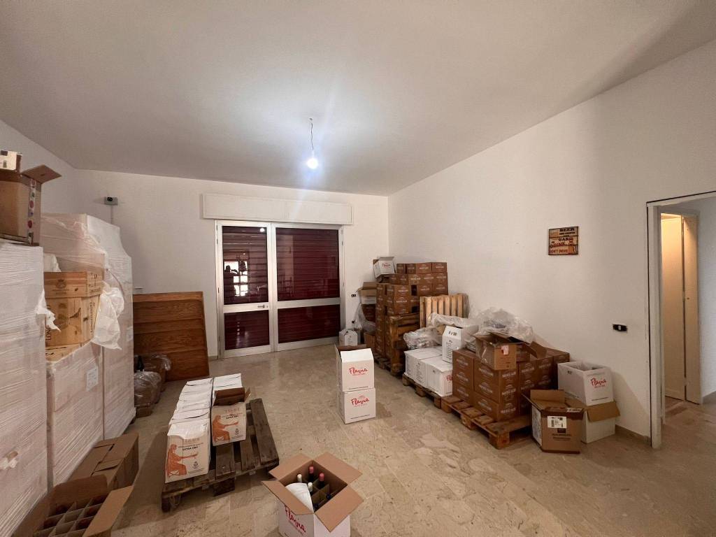 negozio in vendita a Marsala