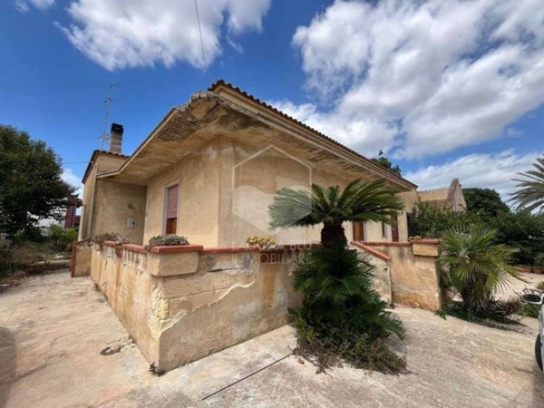 casa indipendente in vendita a Marsala