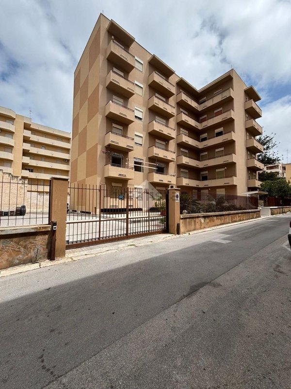 appartamento in vendita a Marsala in zona Centro Storico