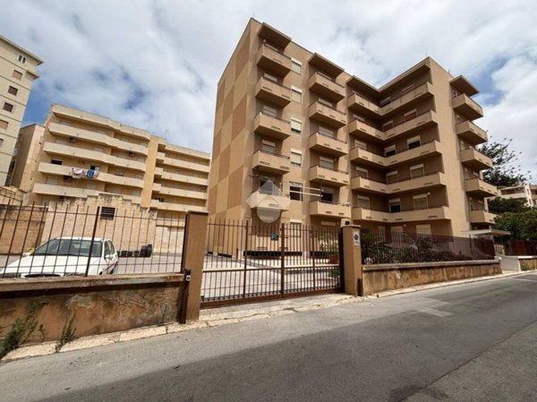appartamento in vendita a Marsala in zona Centro Storico