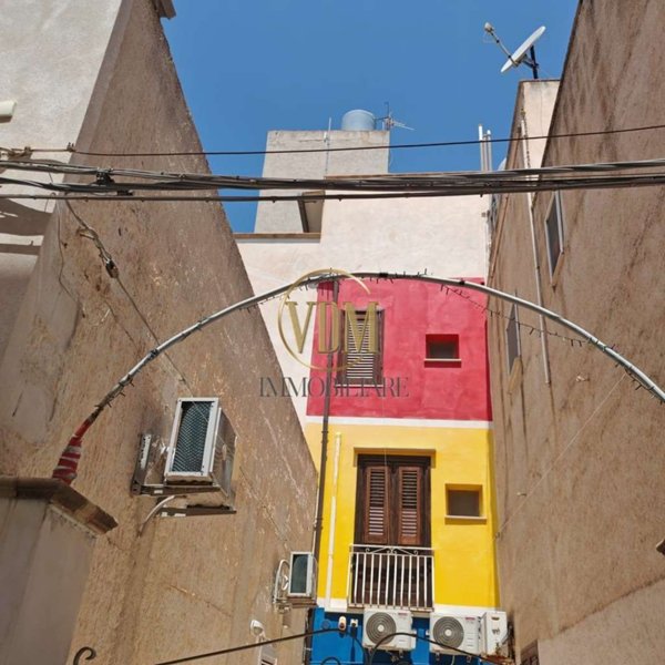 intera palazzina in vendita a Marsala