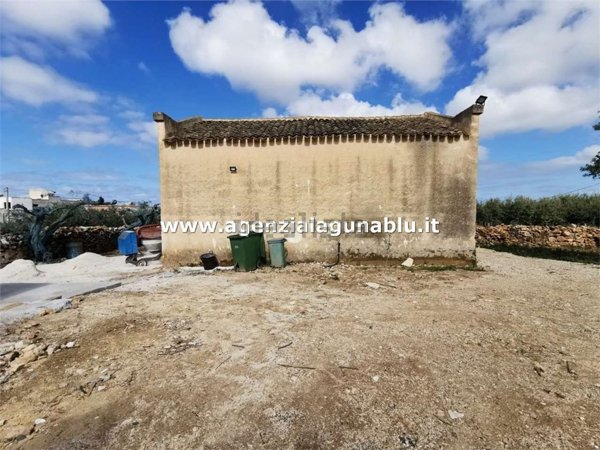 casa indipendente in vendita a Marsala