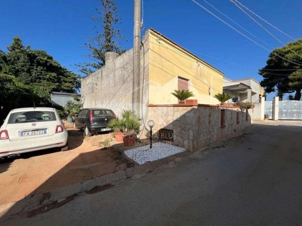 casa indipendente in vendita a Marsala