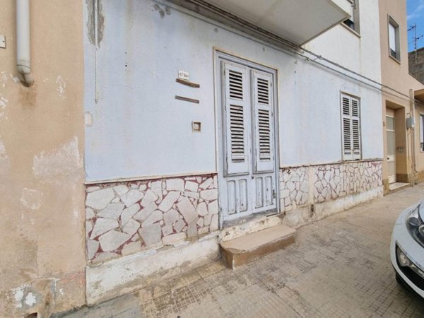 negozio in vendita a Marsala