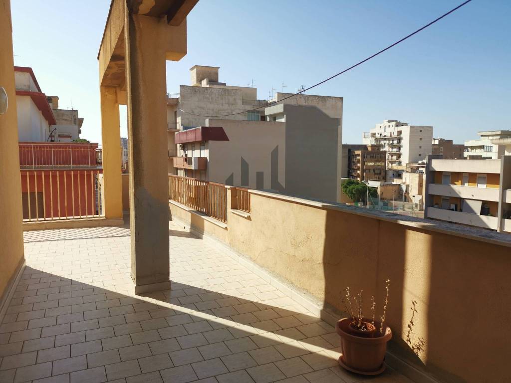 intera palazzina in vendita a Marsala