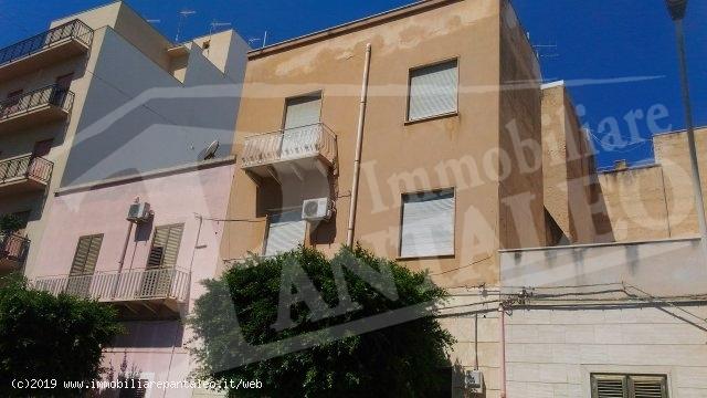 casa indipendente in vendita a Marsala