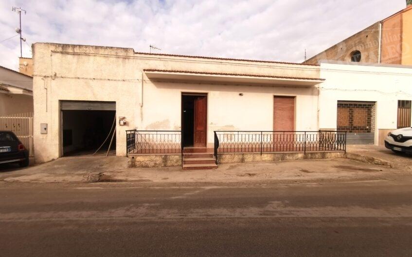 negozio in vendita a Marsala