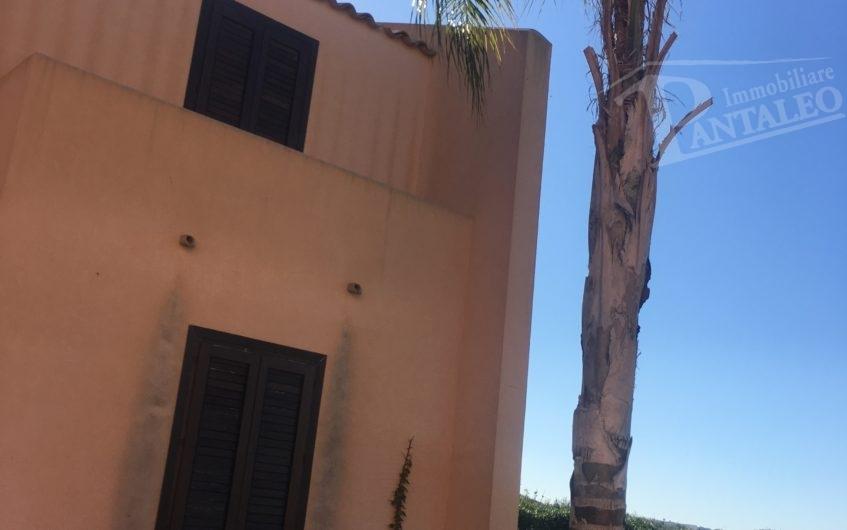 casa indipendente in vendita a Marsala