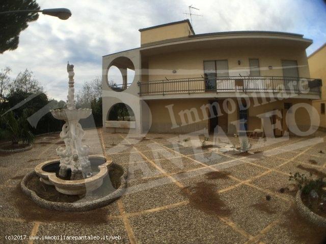 casa indipendente in vendita a Marsala