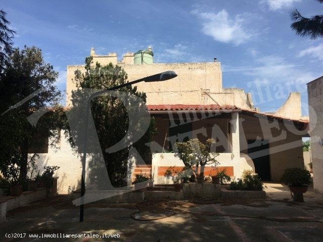 casa indipendente in vendita a Marsala