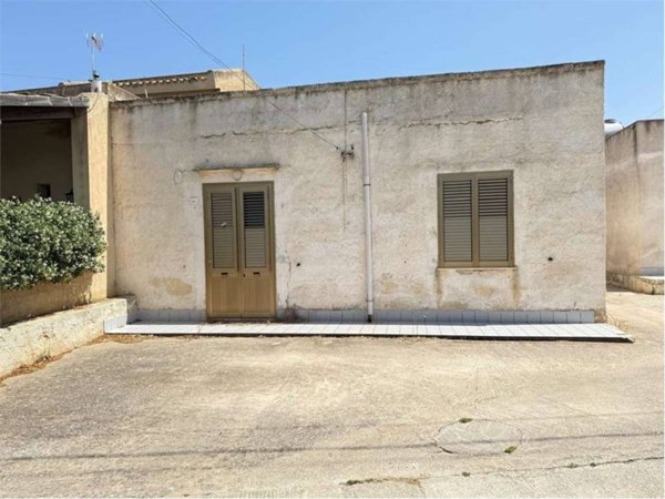 casa indipendente in vendita a Marsala