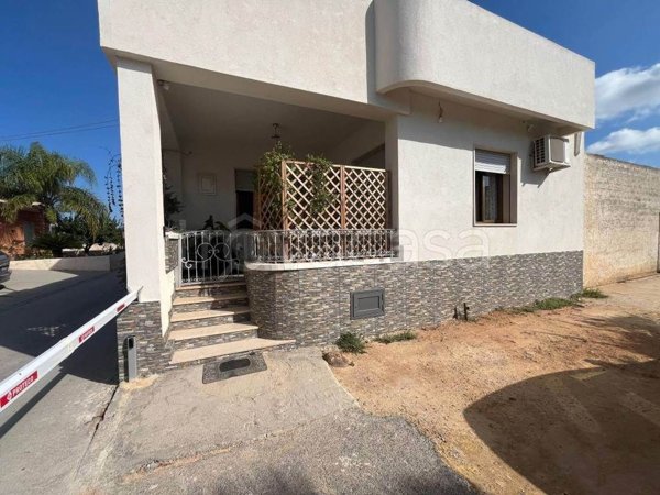 appartamento in vendita a Marsala in zona Strasatti