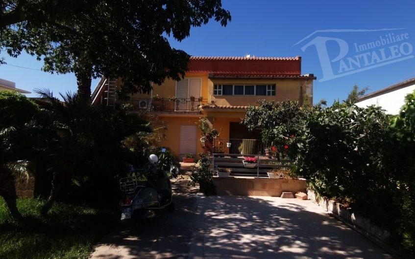 casa indipendente in vendita a Marsala