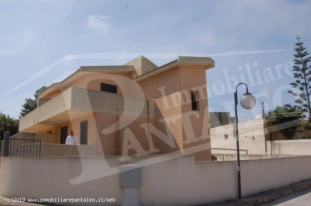 casa indipendente in vendita a Marsala