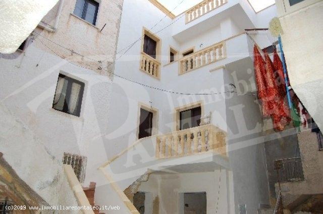 casa indipendente in vendita a Marsala