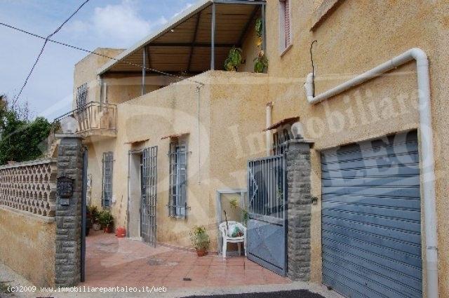 casa indipendente in vendita a Marsala in zona Santa Venera