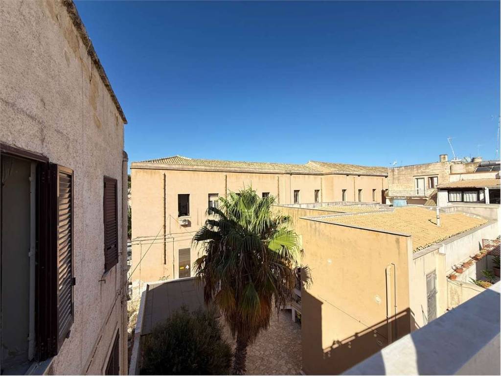 appartamento in vendita a Marsala in zona Centro Storico