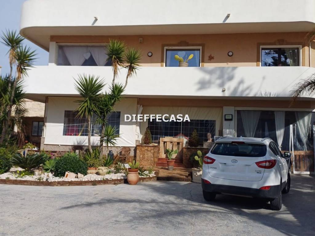casa indipendente in vendita a Marsala