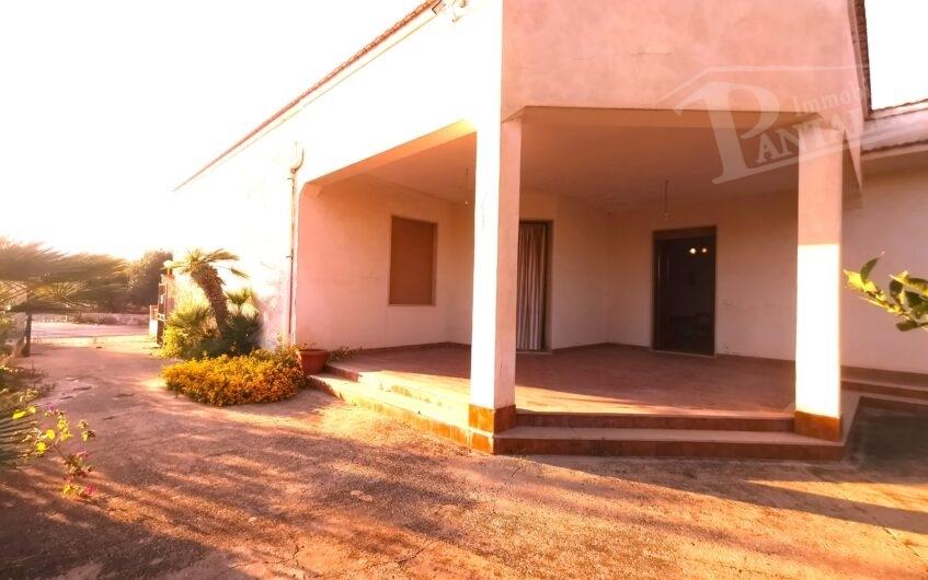 casa indipendente in vendita a Marsala in zona Ranna