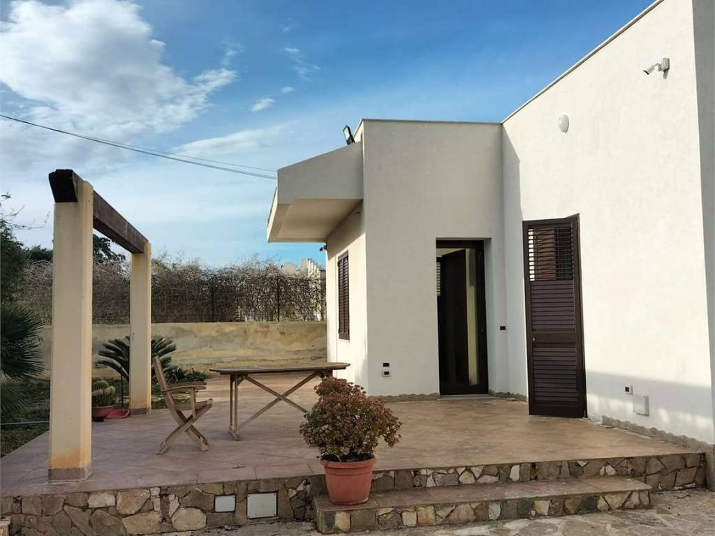 casa indipendente in vendita a Marsala